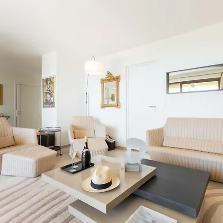 Sea View Apartman *